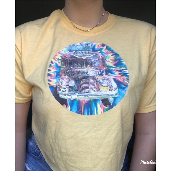 Yellow crop top - Picture 2 of 2